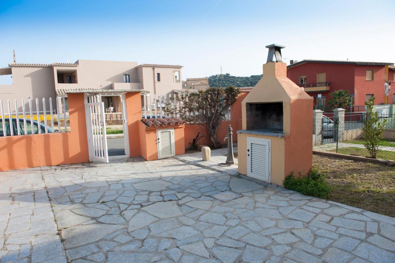 Lemon Apartments Villasimius Exterior photo